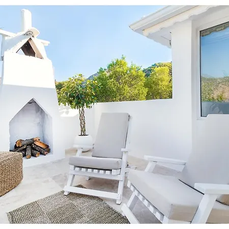 ベッド・アンド・ブレックファスト Giritimu B'yaz セリミエ